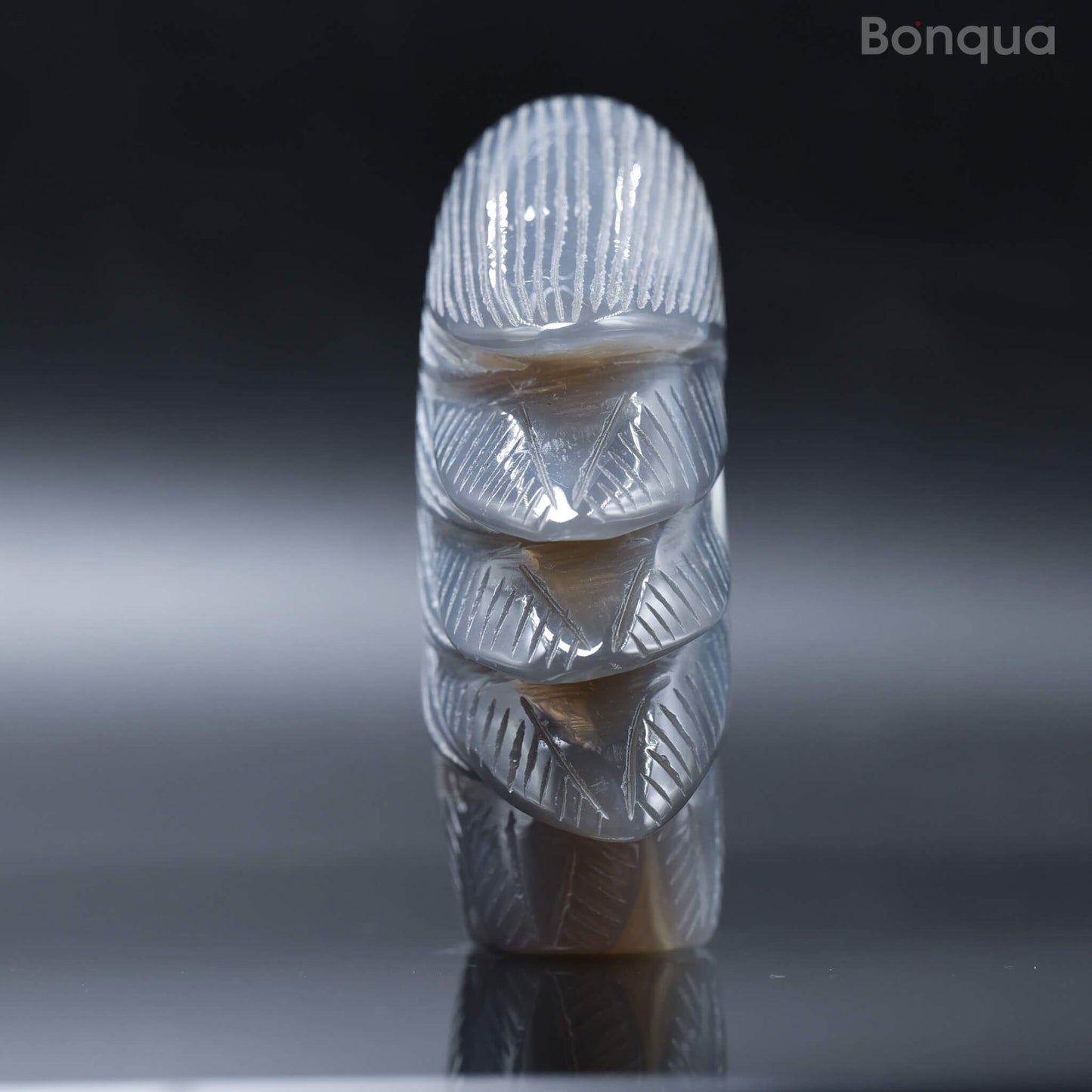 Sculpture Tête d'Aigle en Agate