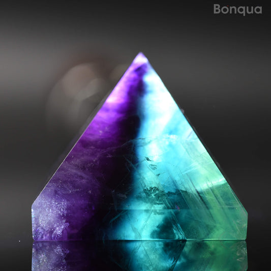 Pyramide en Fluorite